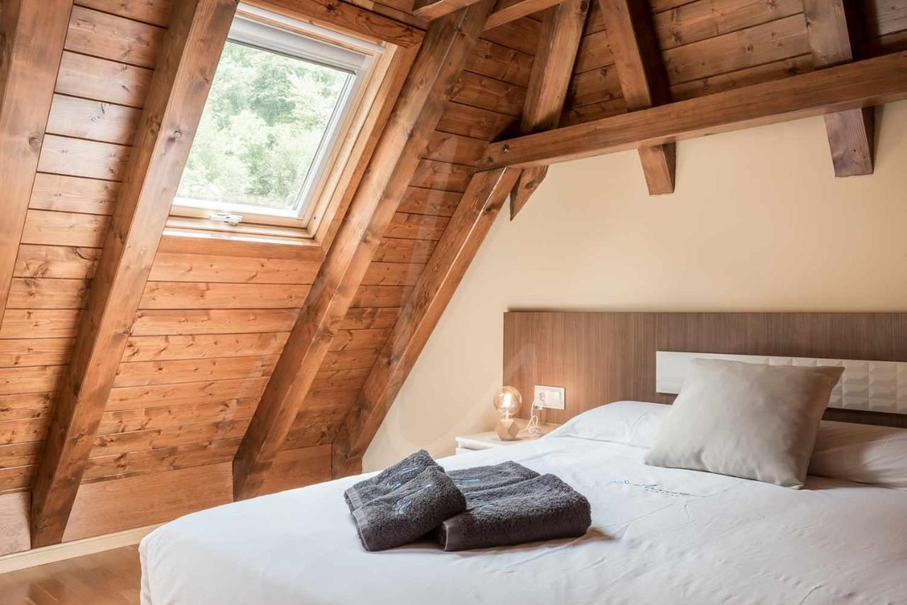Casa Artiga De Lin By Seamount Rentals Les Bordes Εξωτερικό φωτογραφία